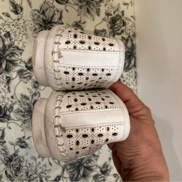 VOLKS WALKERS Sz 42 Sinop Leather Perforated Slip On Flats Loafers Shoes - Picture 7 of 11